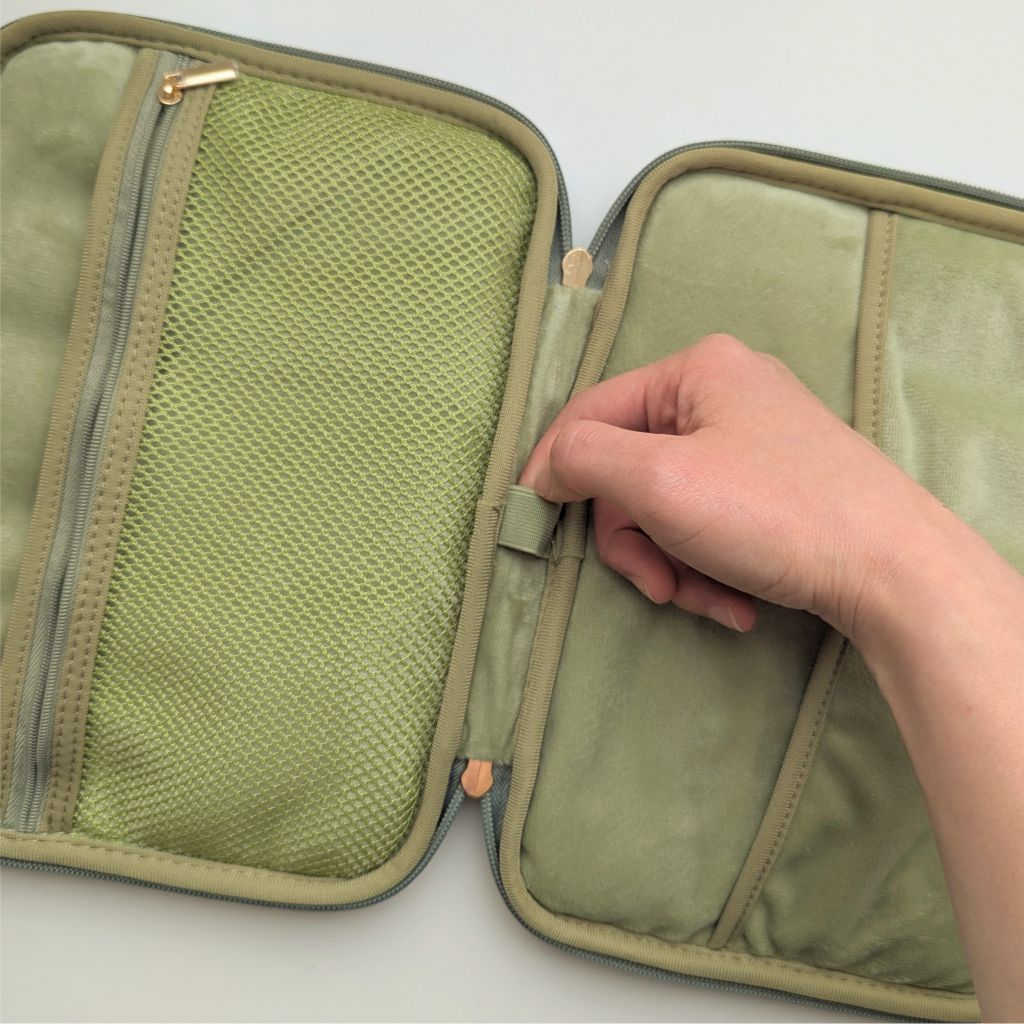 Matcha Puff Pouch